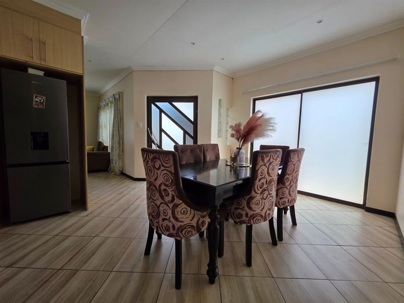 Neat 3 bedroom house for sale in Eden Park - Photo 6