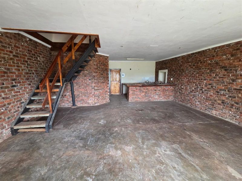 Bushveld Farm with Aquaculture and Crop Potential - Photo 9