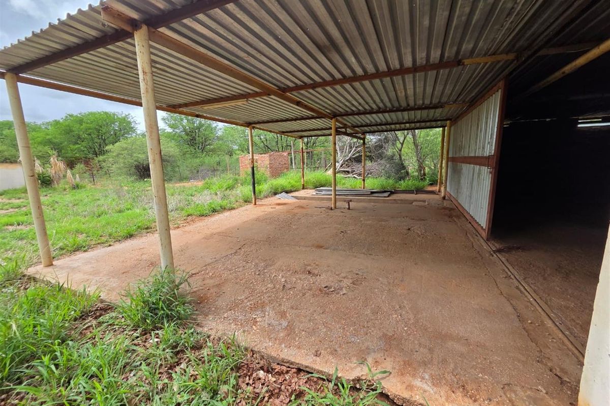 Bushveld Farm with Aquaculture and Crop Potential - Photo 5