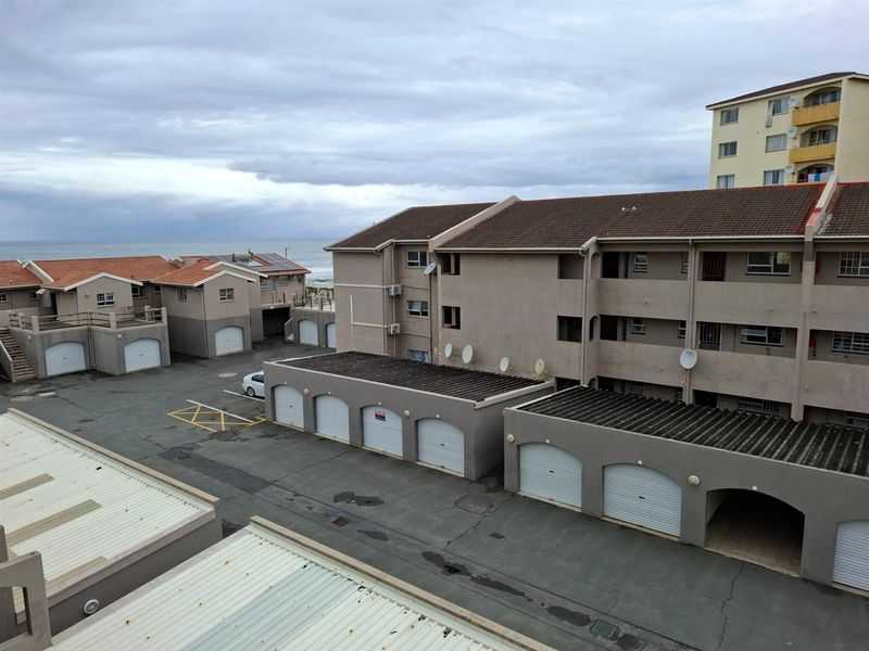 Apartment For Sale in Port Shepstone Central, Port Shepstone, KwaZulu Natal - Photo 1