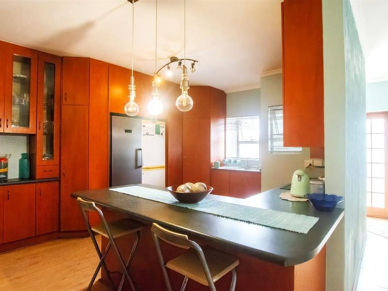 Spacious 4-Bedroom Home for Sale in Jeffreys Bay | Walk to Albatross Beach - Photo 7