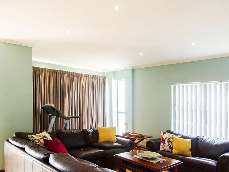 Spacious 4-Bedroom Home for Sale in Jeffreys Bay | Walk to Albatross Beach - Photo 6