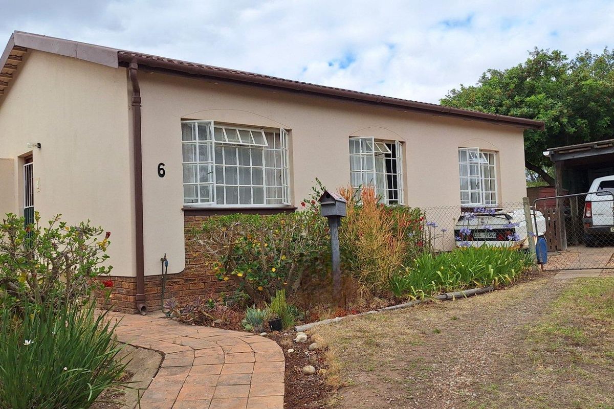 House For Sale in Riversdale - Photo 3