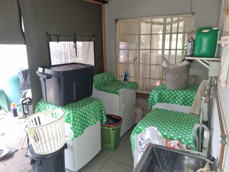 Affordable Prime Investment Property with Airbnb Income Potential - Owner Open to Offers - Photo 8