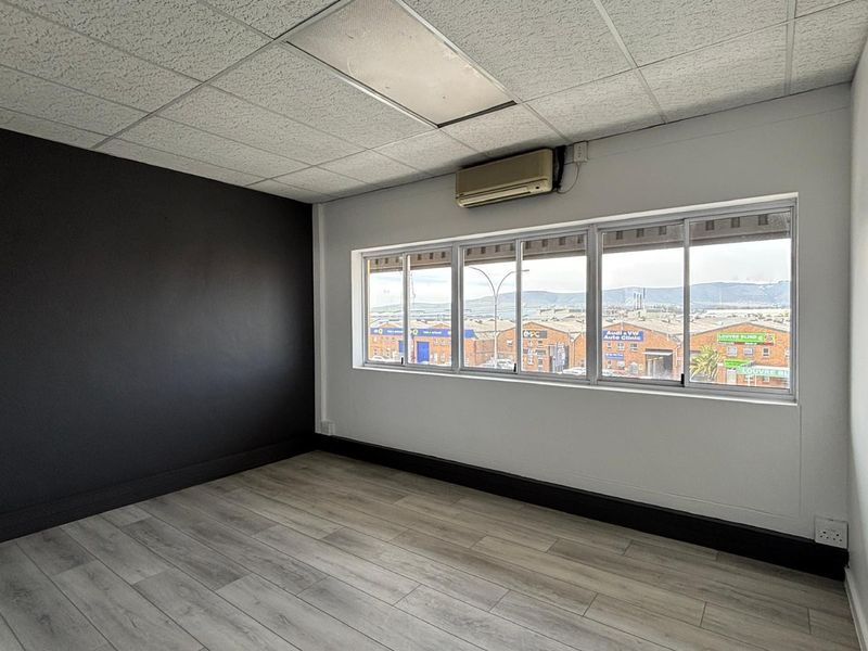 Commercial Property To Rent in Montague Gardens, Milnerton - Photo 10