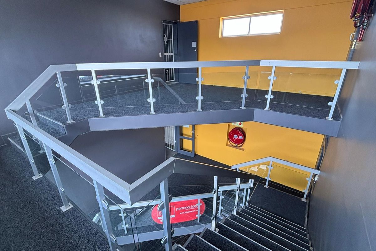 Commercial Property To Rent in Montague Gardens, Milnerton - Photo 3