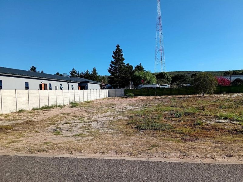 Large stand in Aloe Park with  no restrictions in building style - Photo 1
