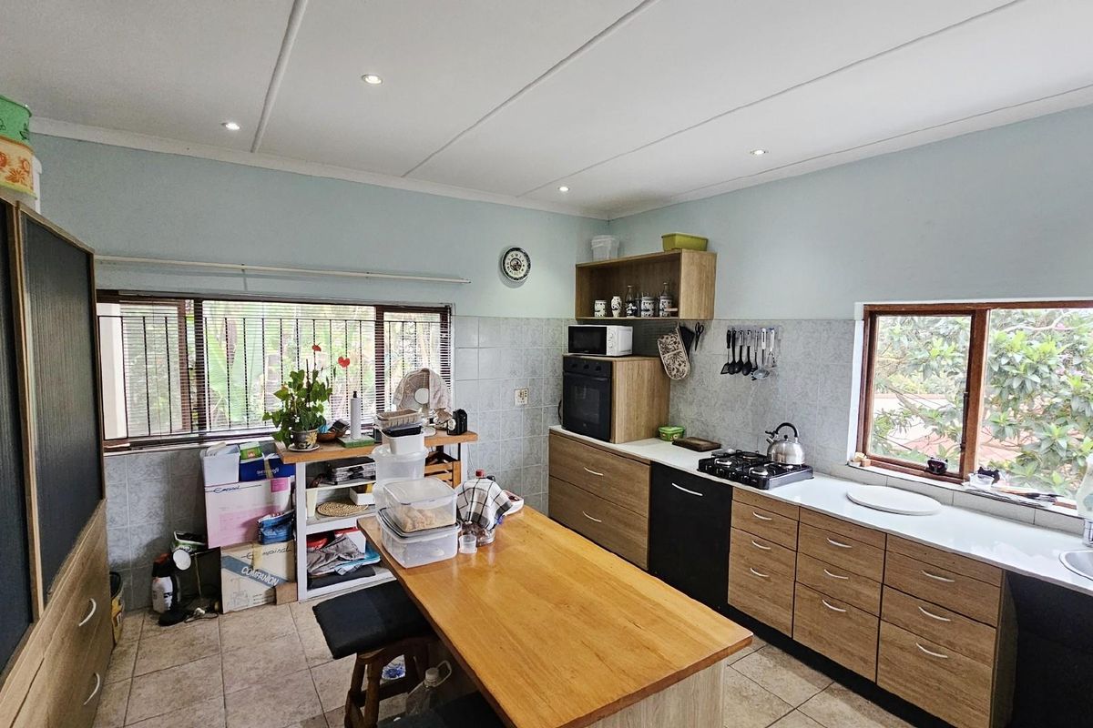 House For Sale in Margate, KwaZulu Natal - Photo 5