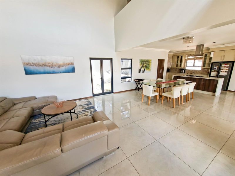 5 Bedroom Double Storey Family Home in Eldo Ridge Estate - Photo 9