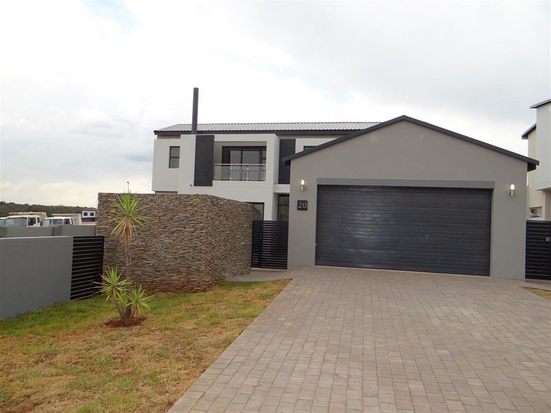 4 Bedroom House For Sale in Fountainbrook Estate, Midstream Estate, Centurion - Photo 4