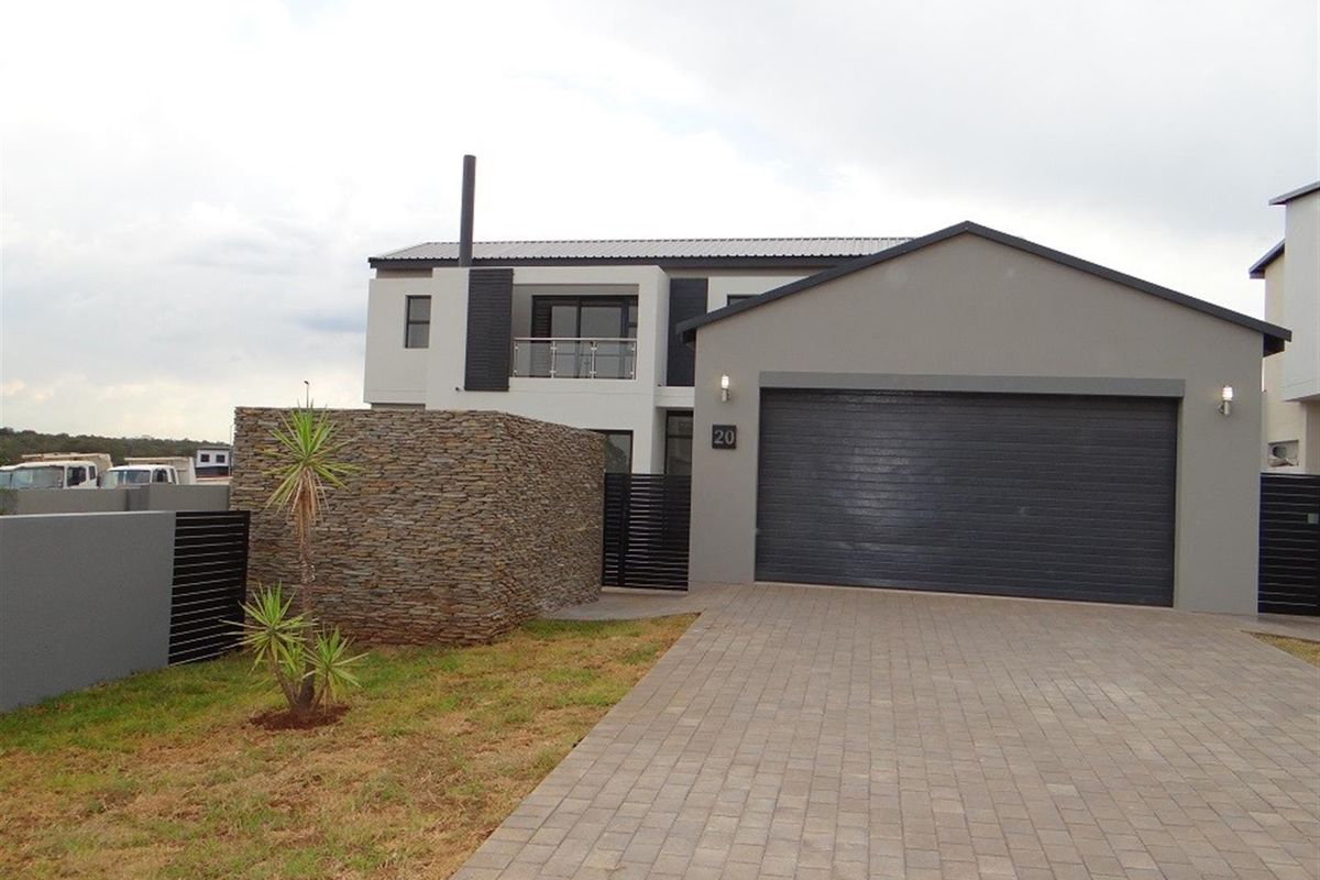 4 Bedroom House For Sale in Fountainbrook Estate, Midstream Estate, Centurion - Photo 4