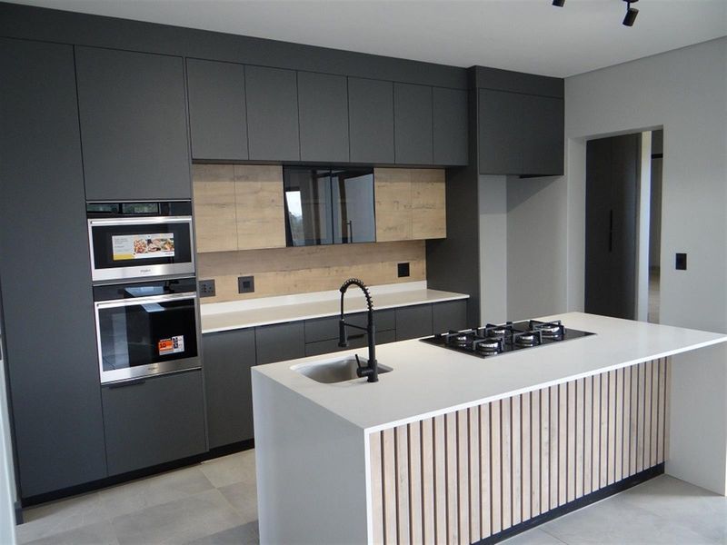 4 Bedroom House For Sale in Fountainbrook Estate, Midstream Estate, Centurion - Photo 7