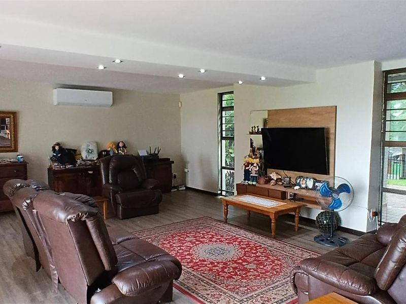 Dreaming of a new home in the heart of Kwa Zulu Natal? Come home it is a lifestyle worth living! - Photo 10