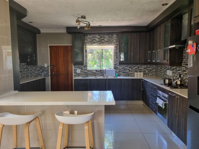House for Sale , in  Noordwyk Midrand - Photo 3