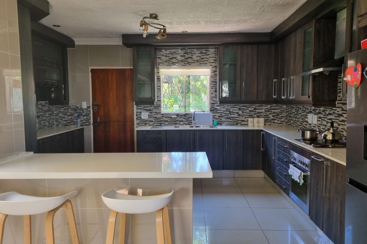 House for Sale , in  Noordwyk Midrand - Photo 3