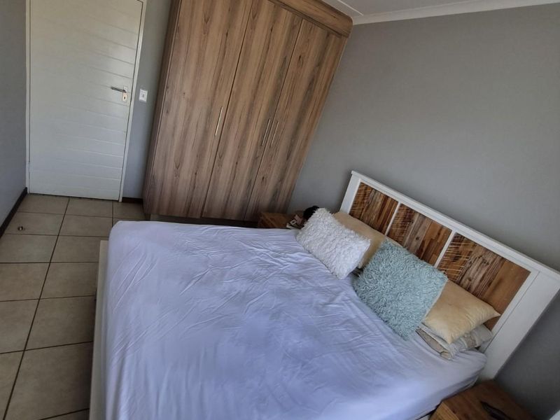 Apartment for Sale in Sagewood - Photo 8