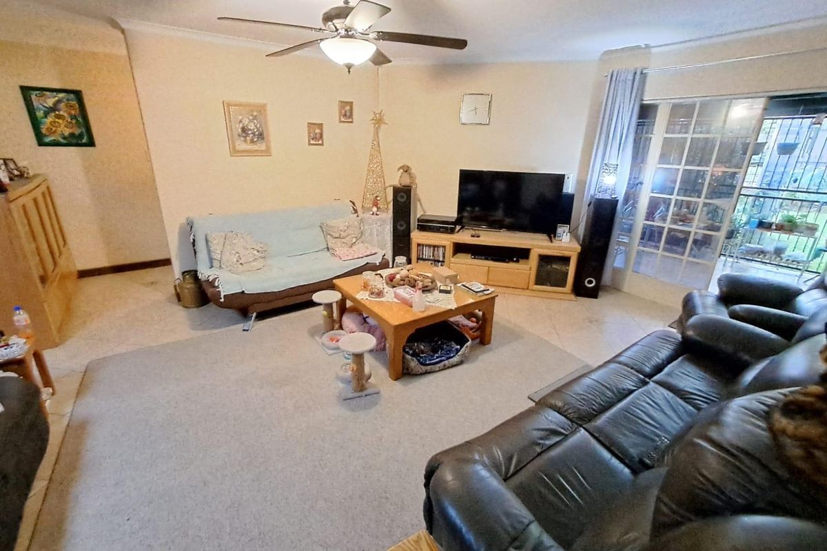 5 Bedroom House For Sale in Lyttelton Manor Centurion Gauteng - Photo 4