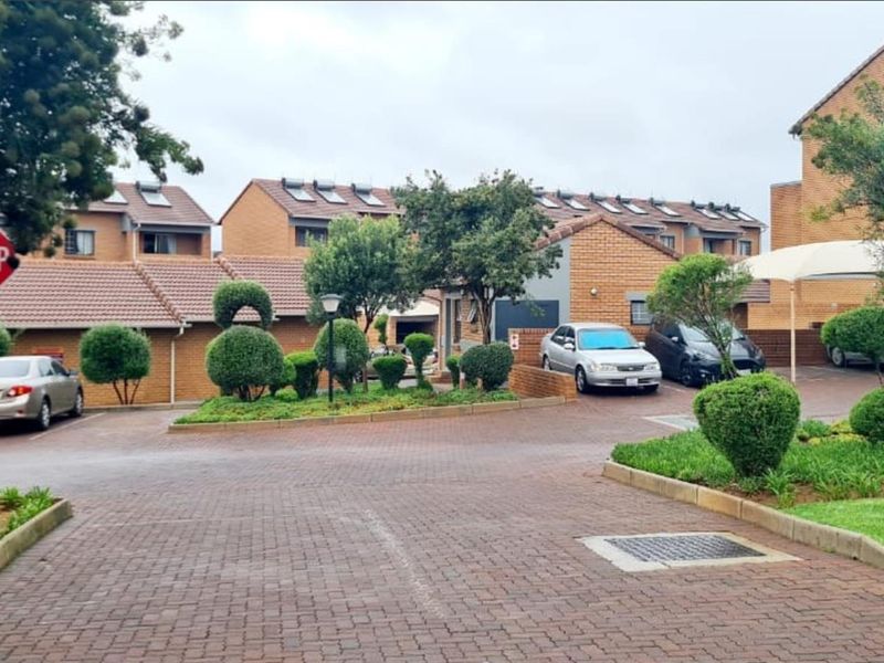 Own Your First Home At Minuet Complex! | No Depost! - Photo 3