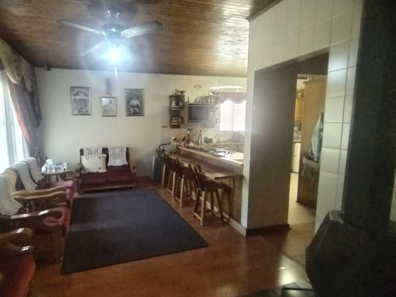 House For Sale in Lennoxton, Newcastle, KwaZulu Natal - Photo 9