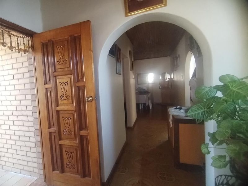 House For Sale in Lennoxton, Newcastle, KwaZulu Natal - Photo 8