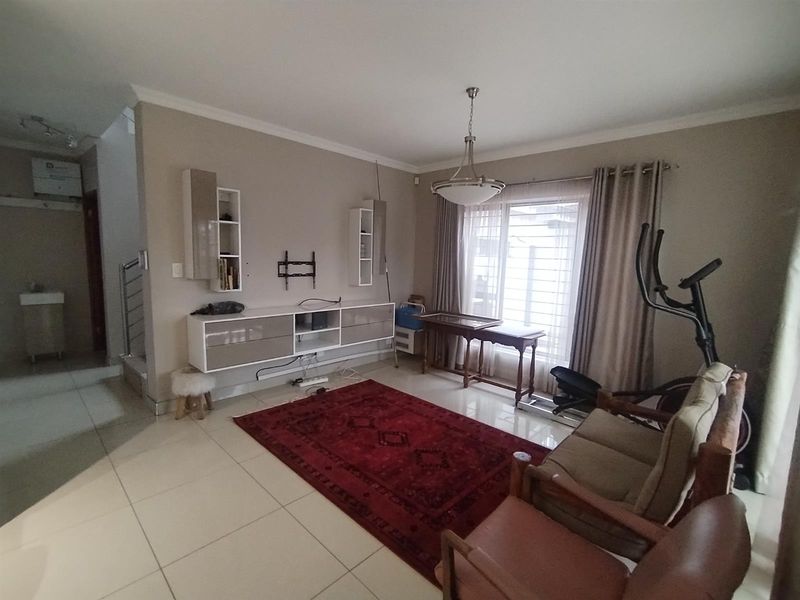 House For Sale in Lennoxton, Newcastle, KwaZulu Natal - Photo 10