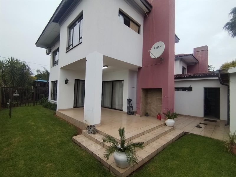 House For Sale in Lennoxton, Newcastle, KwaZulu Natal - Photo 8