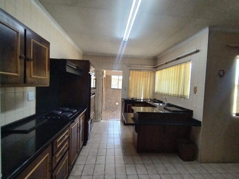 House For Sale in Paradise, Newcastle, KwaZulu Natal - Photo 5