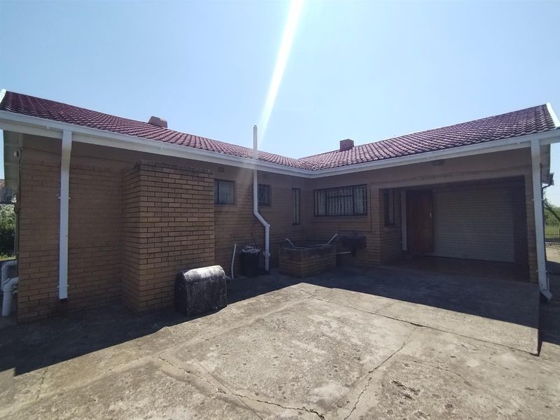 House For Sale in Paradise, Newcastle, KwaZulu Natal - Photo 3