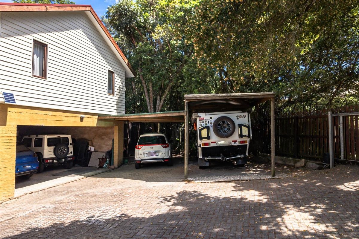 Forest-Like Garden Retreat - Hunters Home - Photo 4