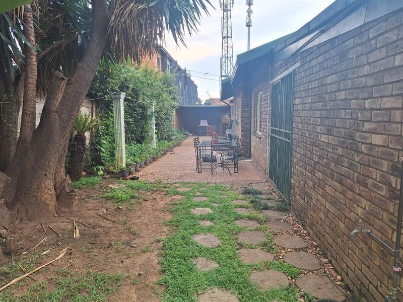 3 bedroom duet in Waverley for sale - Photo 9