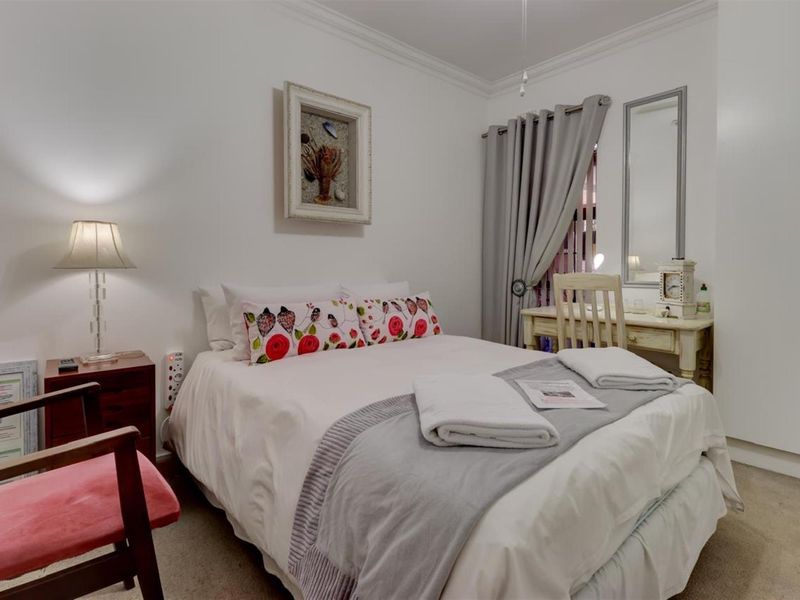 House For Sale in Townsend Estate, Goodwood - Photo 9