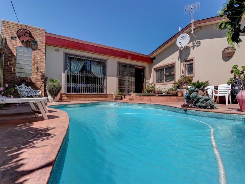 House For Sale in Townsend Estate, Goodwood - Photo 4