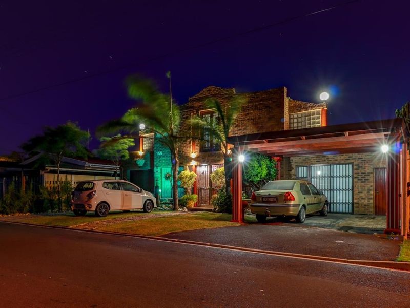 House For Sale in Townsend Estate, Goodwood - Photo 2