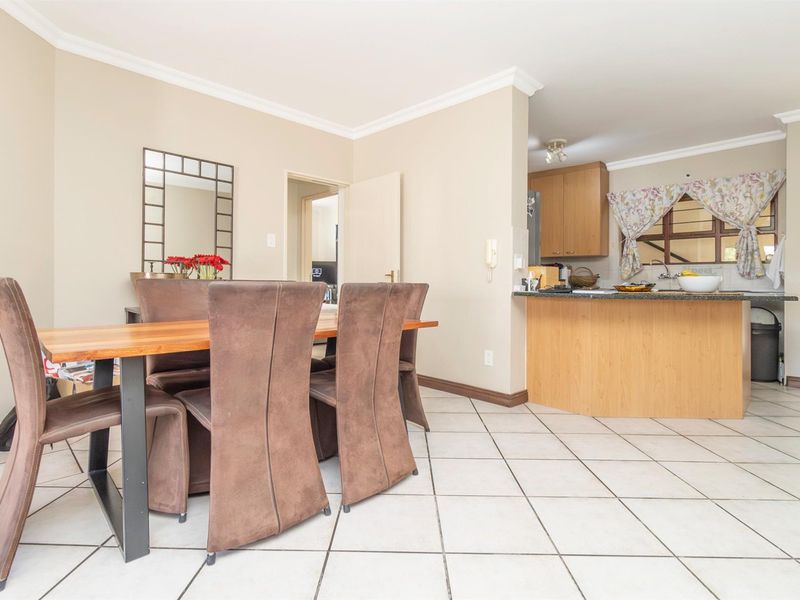 Spacious 2 Bed 2nd Floor Unit in Bantry Oval. - Photo 8