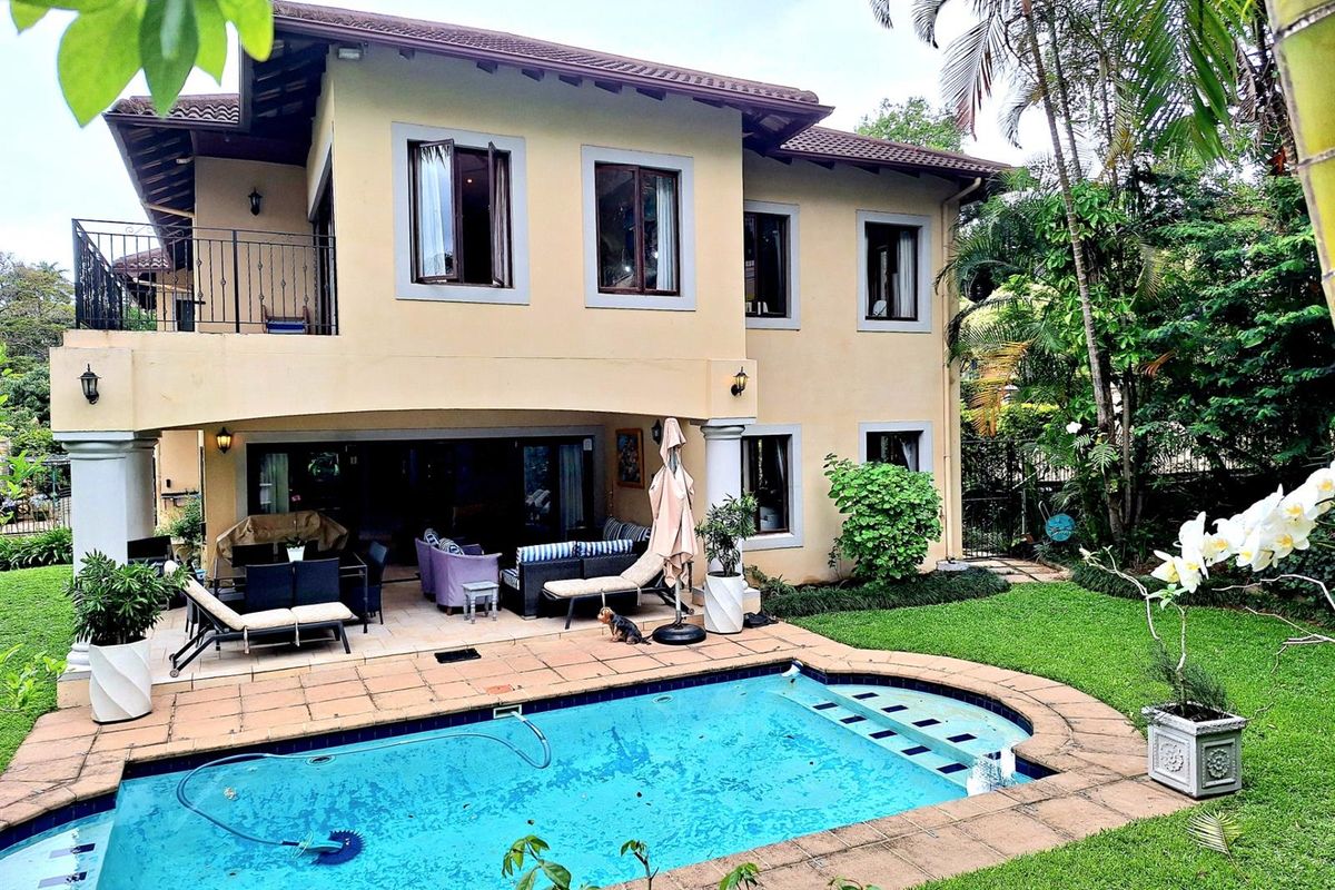 Exclusive Tuscan Townhouse For Sale in Westville,  Durban, KwaZulu Natal - Photo 2