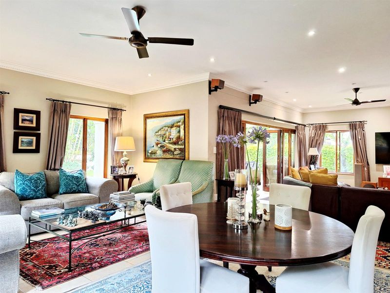 Exclusive Tuscan Townhouse For Sale in Westville,  Durban, KwaZulu Natal - Photo 10