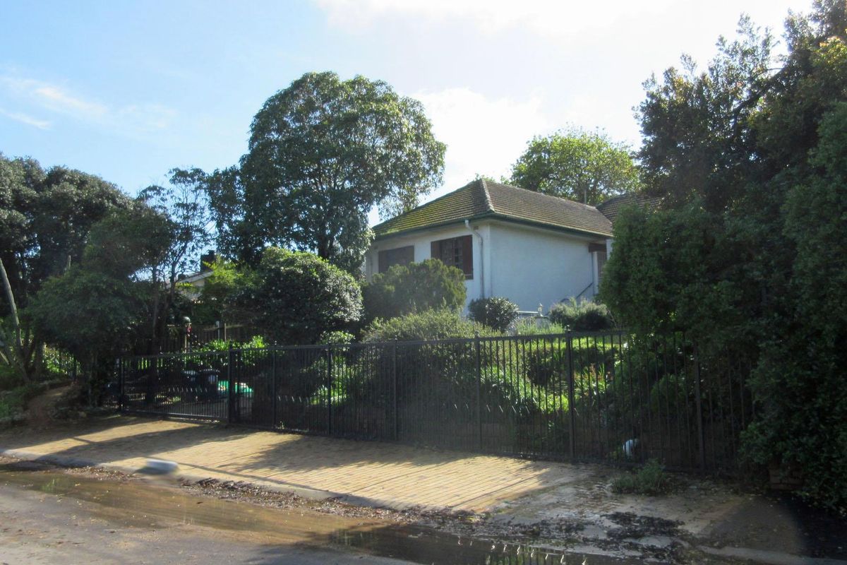 House For Sale in Durbanville - Photo 4
