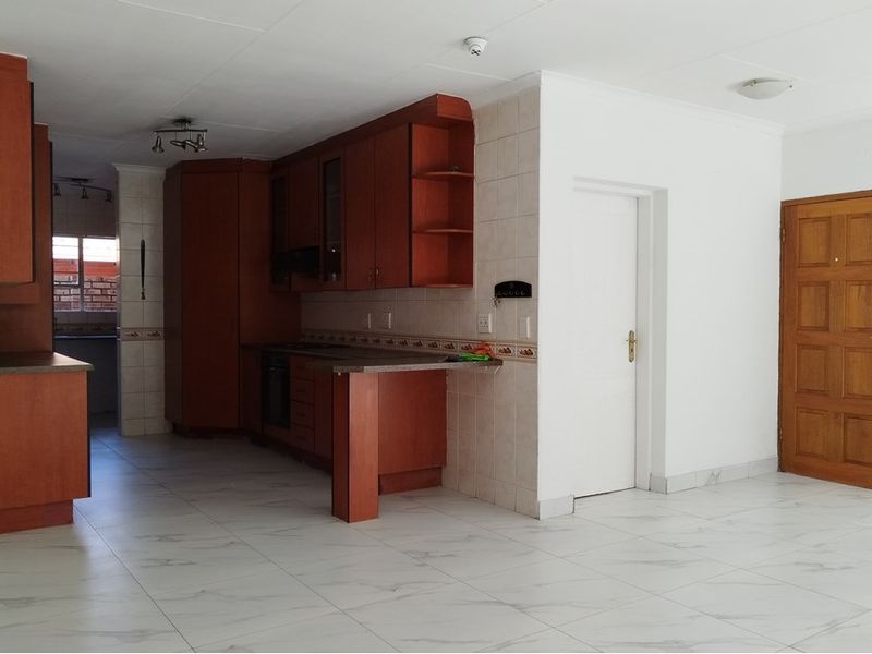 House To Rent in Bartlett, Boksburg - Photo 8