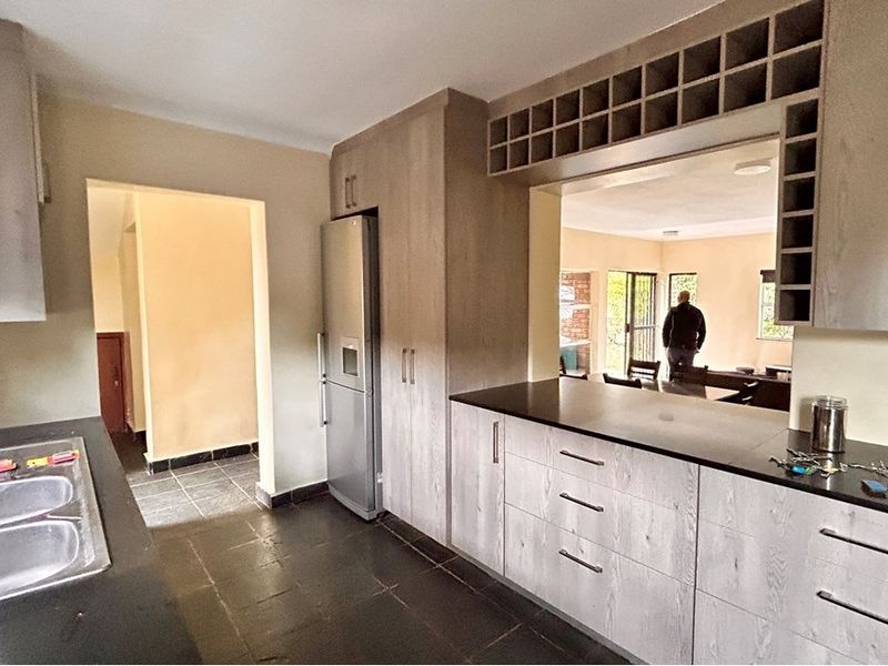 House For Sale in Brummeria, Pretoria - Photo 6