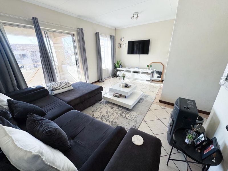 Apartment For Sale in Monavoni, Centurion - Photo 3