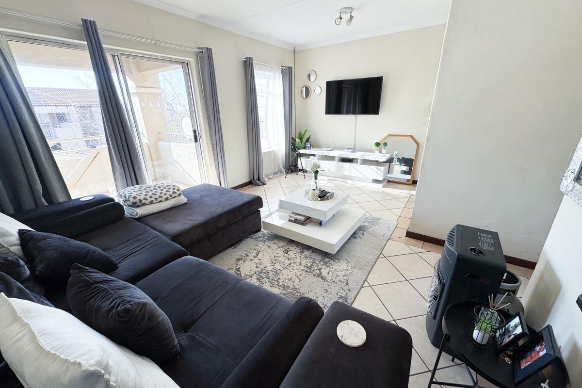 Apartment For Sale in Monavoni, Centurion - Photo 3