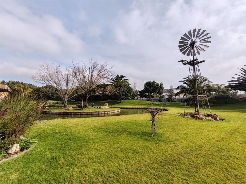 Exclusive Property in Vierlanden, Durbanville. Luxury, Sustainability and Development Potential - Photo 5