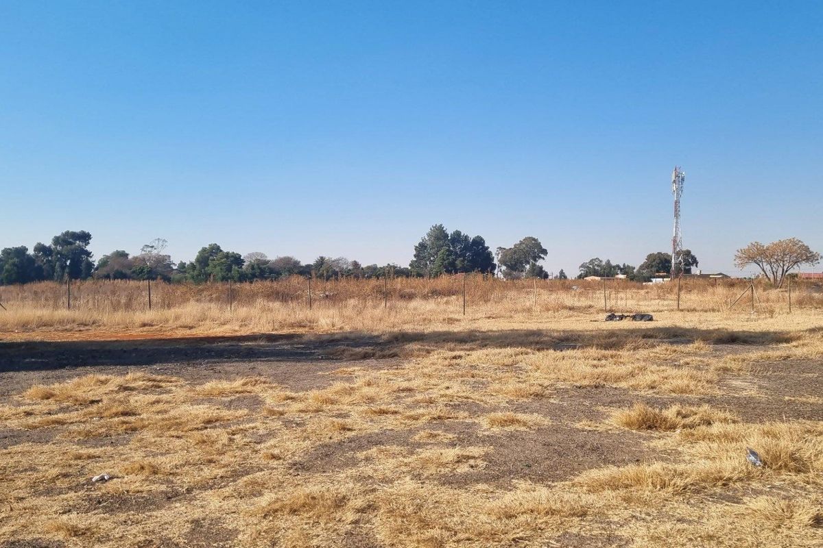 Farm For Sale in Sesfontein, Benoni - Photo 2