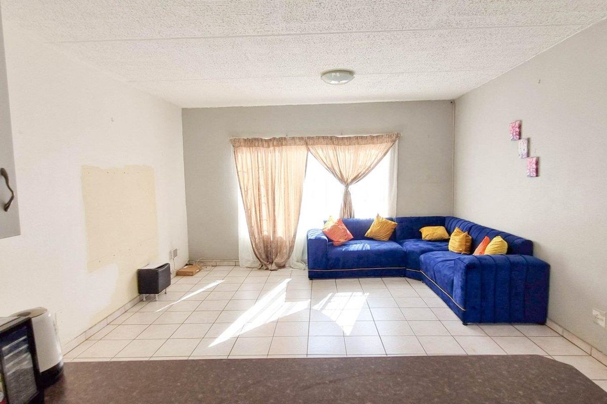 Apartment For Sale in Norkem Park, Kempton Park - Photo 3