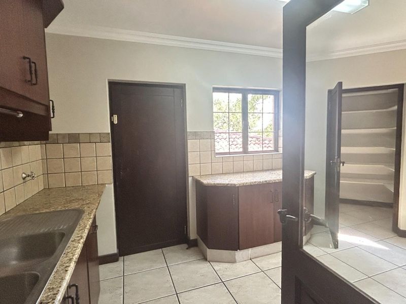 House For Sale in Waterkloof Golf Estate, Sterrewag, Pretoria - Photo 6