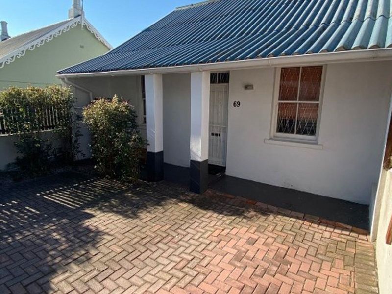 Charming House with granny flat For Sale in Richmond Hill, Port Elizabeth - Photo 9