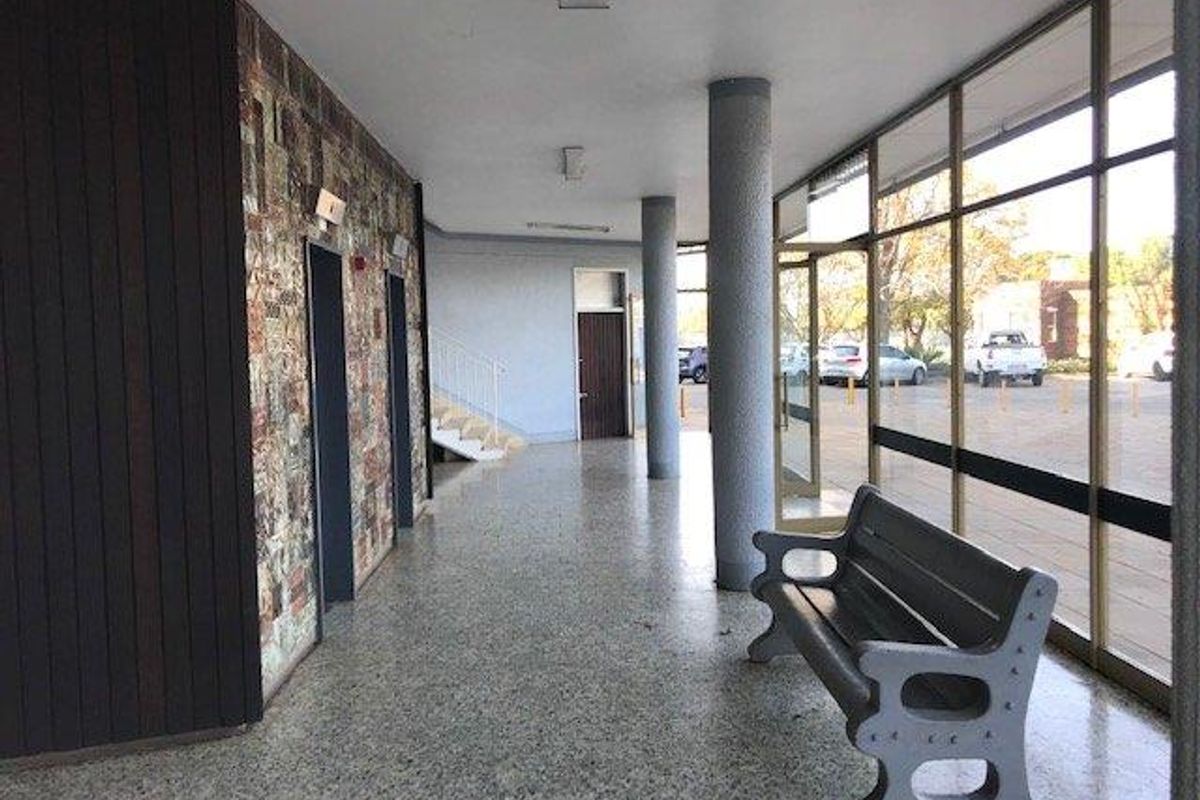 Apartment For Sale in Arcon Park, Vereeniging - Photo 5