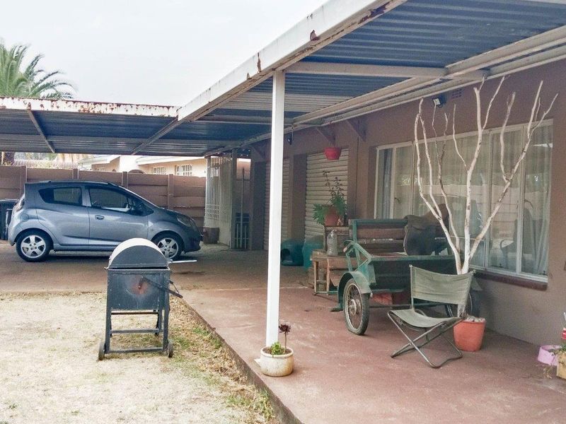 House For Sale in Visagie Park, Nigel - Photo 5