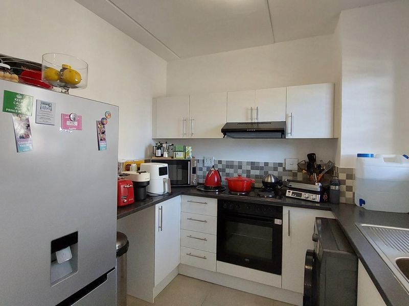 Apartment For Sale in Ottery East, Ottery, Cape Town - Photo 5