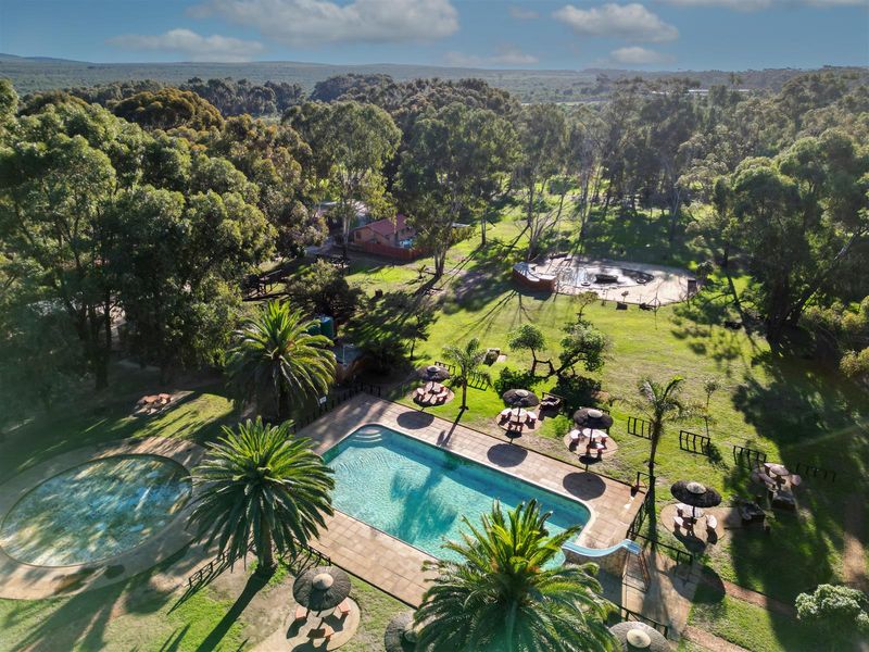 Lodge For Sale in Morning Star, Cape Town - Photo 10